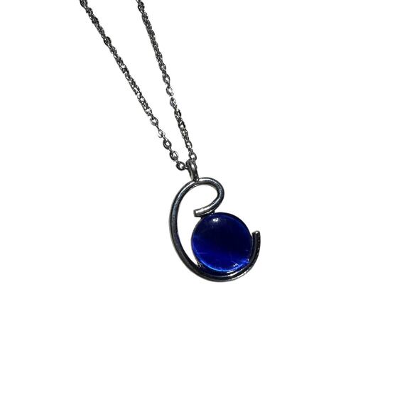 Vintage Silver-Tone Swirl Pendant Necklace – Blue Cabochon Stone - Picture 3 of 9